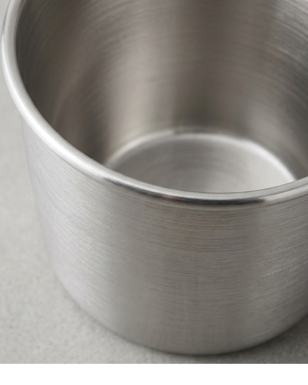Zbwkp Straight Single-Wall Stainless Steel Pint Cup 16 oz Brushed Silver - Detail view